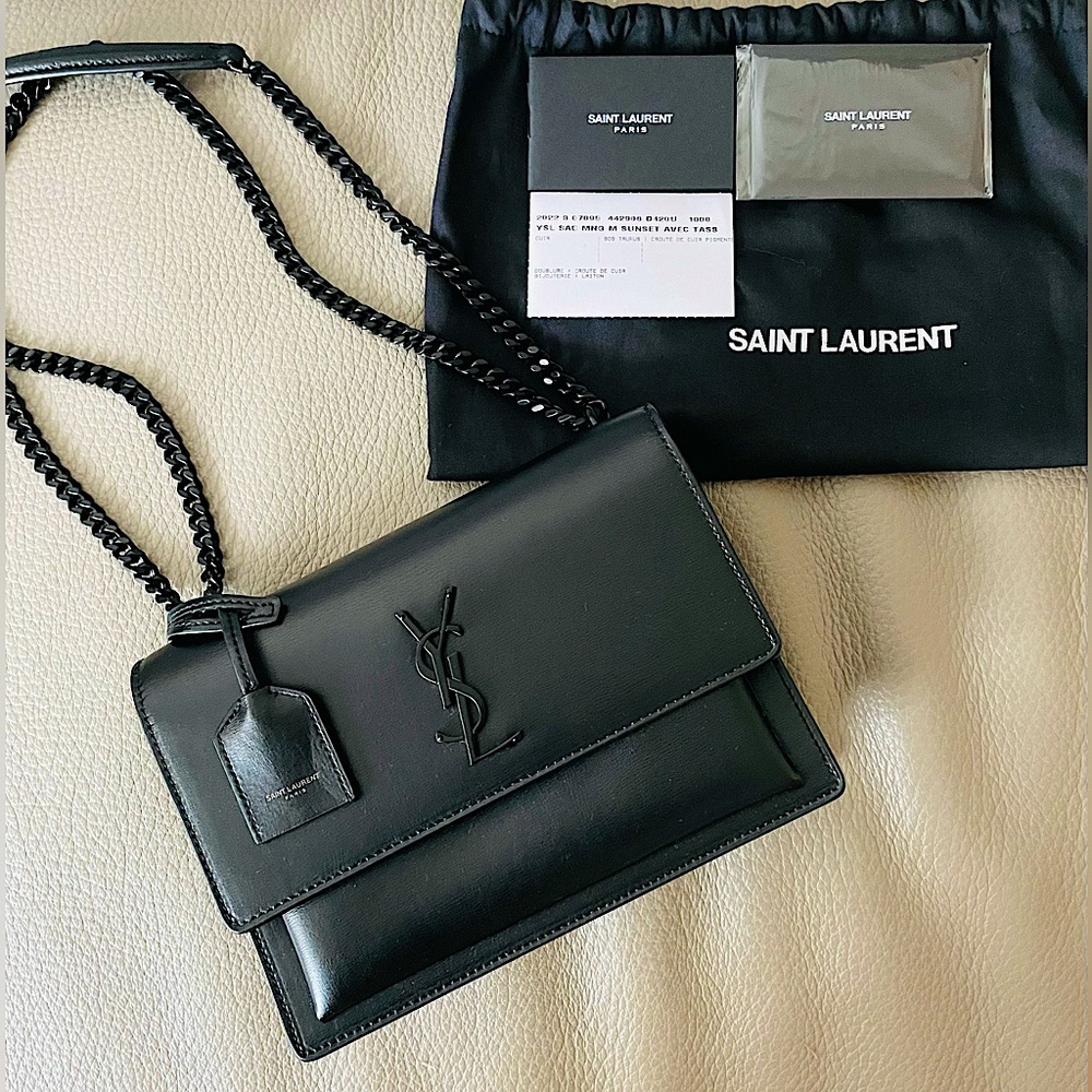 New Saint Laurent Sunset Medium Chain Bag in Black Smooth Leather